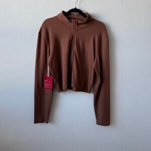 Aritzia Zip UP